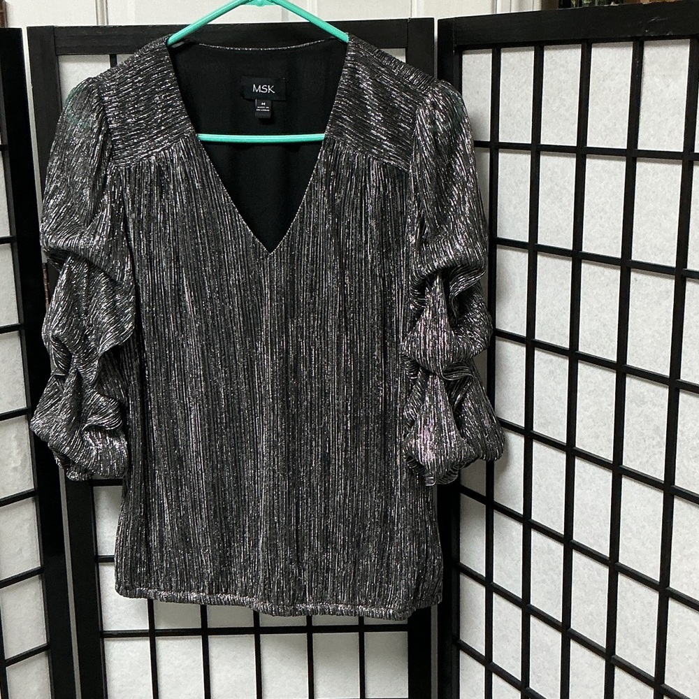 MSK Black Silver Metallic V-Neck Ruffle Sleeve Blouse